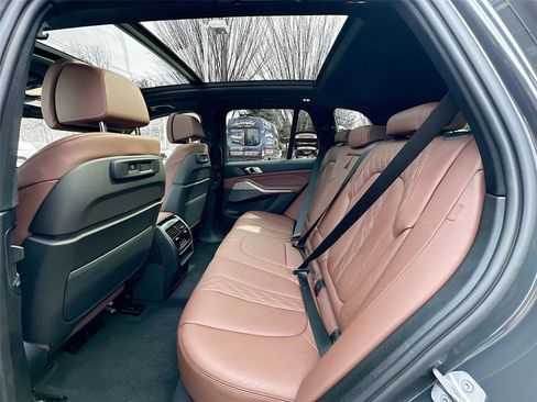 Used 2023 BMW X5 M50i w/ Climate Comfort Package image 26