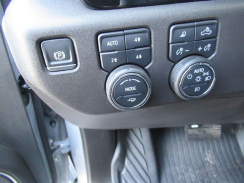 Certified 2024 Chevrolet Silverado 1500 LT Trail Boss w/ LT Trail Boss Premium Package image 10