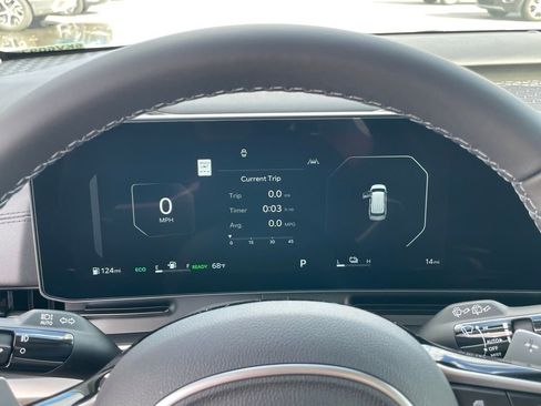 New 2026 Kia Carnival SX w/ SX Dark Edition Package image 12