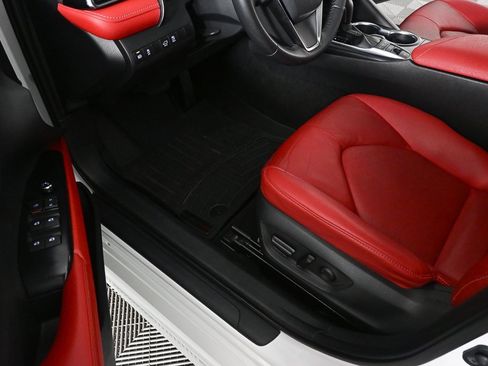 Used 2019 Toyota Camry XSE image 7