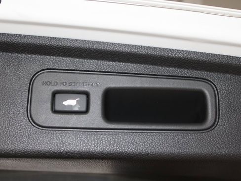 New 2026 Honda Odyssey Touring image 16