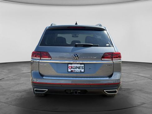 Used 2023 Volkswagen Atlas SE w/ Black Wheel Package AWD/4WD image 9