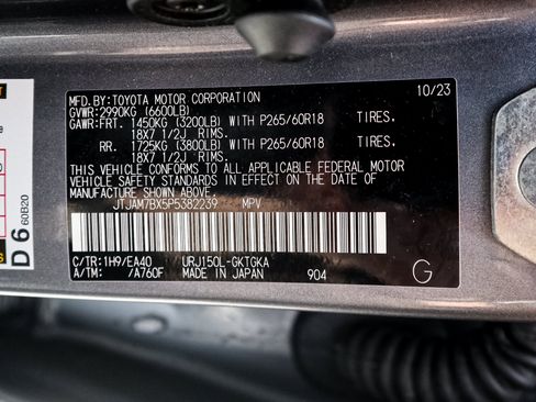 Used 2023 Lexus GX 460 Premium w/ Premium Package AWD/4WD image 35
