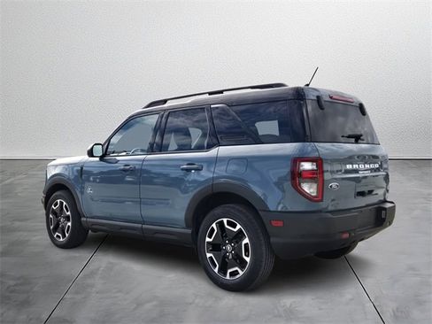 Used 2021 Ford Bronco Sport Outer Banks image 3