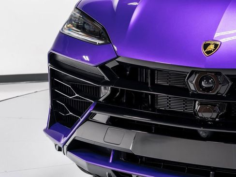 Used 2025 Lamborghini Urus SE image 46