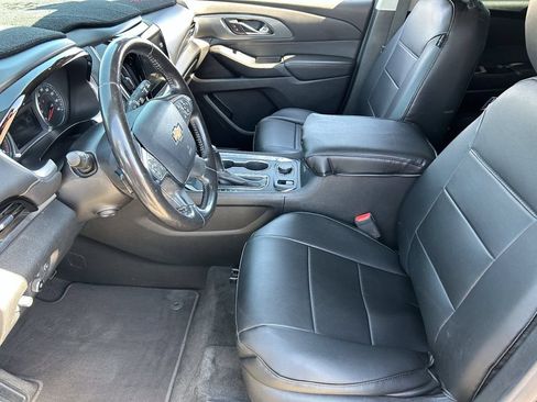 Used 2019 Chevrolet Traverse Premier w/ Redline Edition FWD image 20