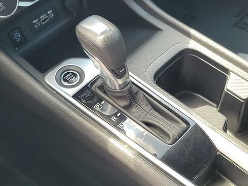 Used 2024 Nissan Sentra SV FWD image 12