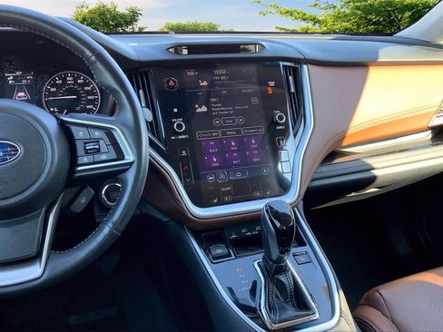 Used 2021 Subaru Outback Touring image 9