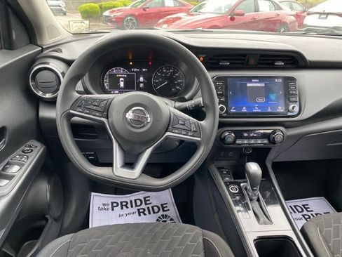 Used 2021 Nissan Kicks SV FWD image 8