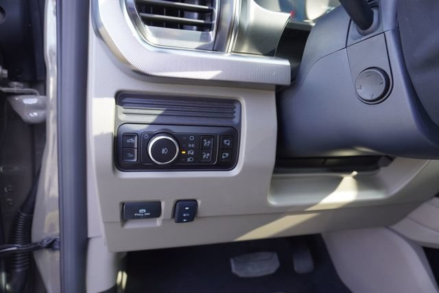 Used 2026 Ford F250 Platinum w/ Platinum Plus Package AWD/4WD image 31
