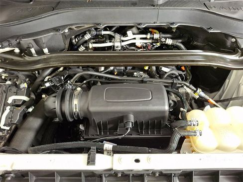 Used 2022 Ford Explorer ST-Line w/ Class IV Trailer Tow Package image 29