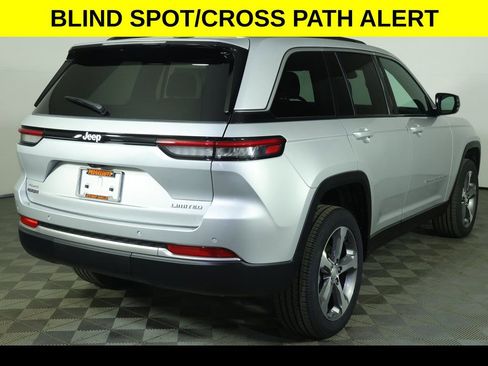 New 2026 Jeep Grand Cherokee Limited AWD/4WD image 10