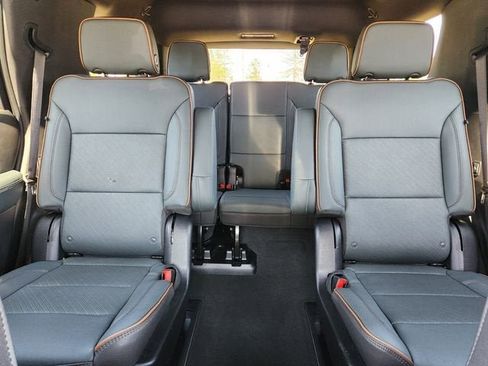 Used 2025 GMC Yukon AT4 w/ AT4 Premium Package image 14
