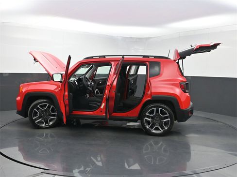 Used 2020 Jeep Renegade Sport image 32