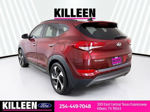 Used 2016 Hyundai Tucson Limited w/ Option Group 03 FWD image 7