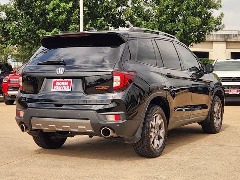Used 2022 Honda Passport TrailSport image 3