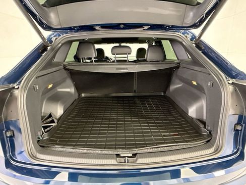 Used 2023 Volkswagen Atlas Cross Sport SE FWD image 26