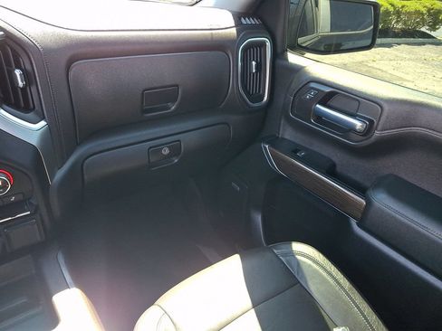 Used 2019 Chevrolet Silverado 1500 RST AWD/4WD image 17
