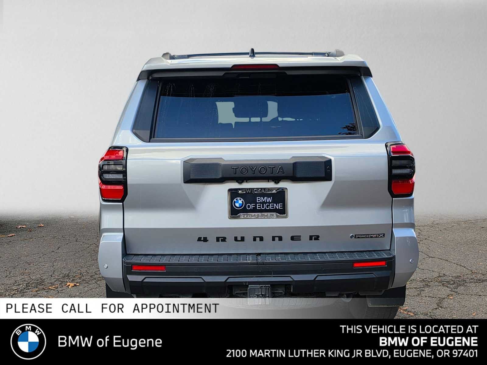 Used 2025 Toyota 4Runner TRD Off-Road Premium w/ Tow Technology Package AWD/4WD image 4