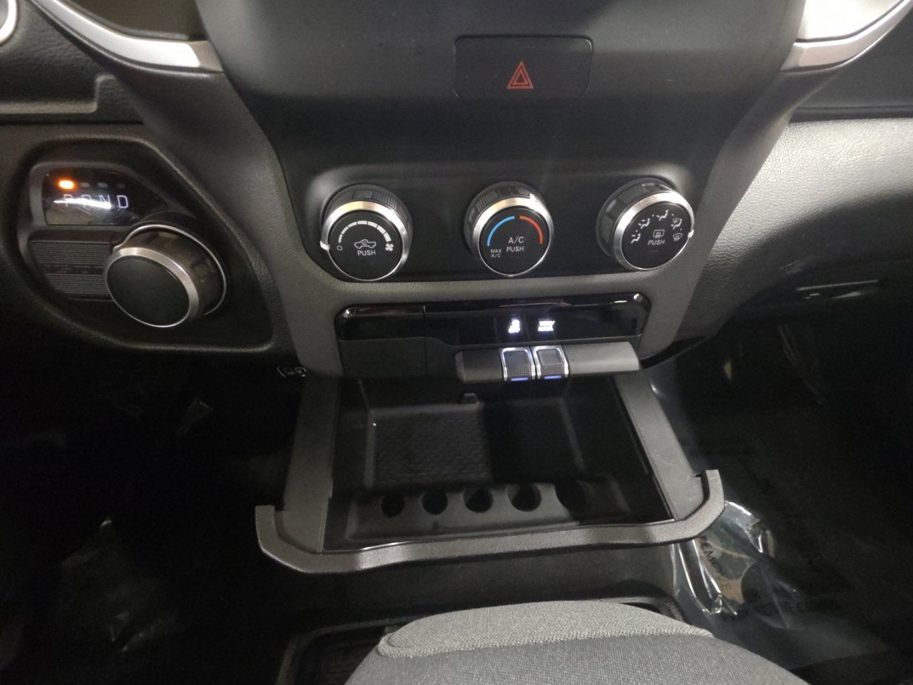Used 2020 RAM 1500 Big Horn RWD image 31