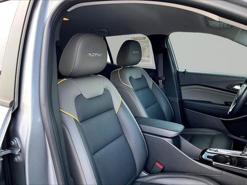 Used 2025 Chevrolet Trax ACTIV w/ Driver Confidence Package FWD image 28
