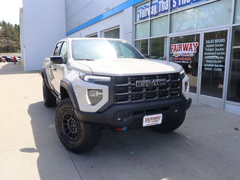 New 2026 GMC Canyon AT4X w/ AT4X AEV Edition AWD/4WD image 42