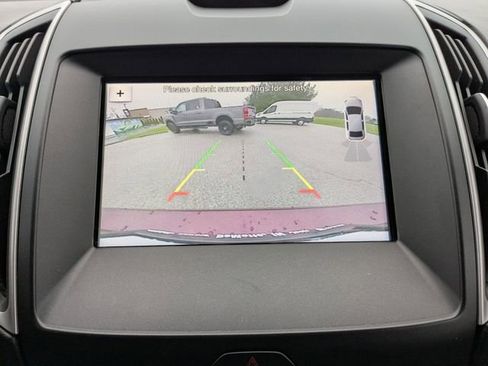 Used 2017 Ford Edge SEL w/ Equipment Group 201A image 31