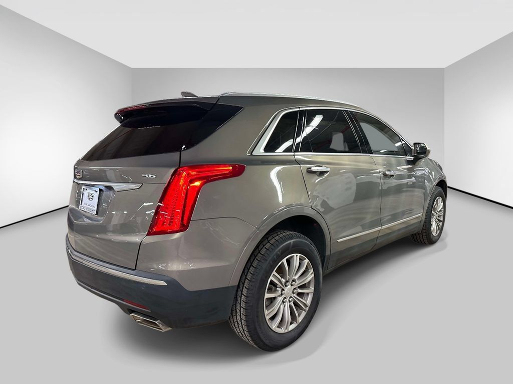 Used 2019 Cadillac XT5 Luxury FWD image 5