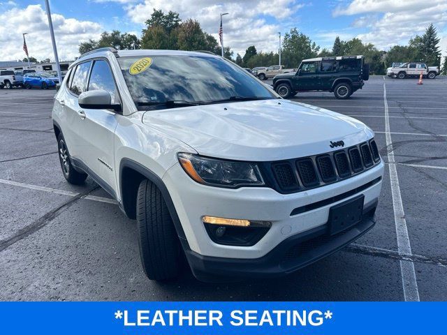Used 2020 Jeep Compass Latitude FWD image 2