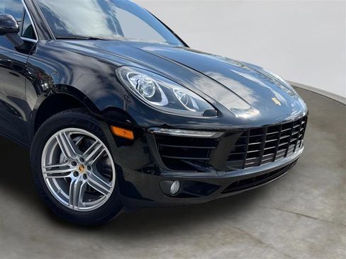 Used 2017 Porsche Macan S image 6