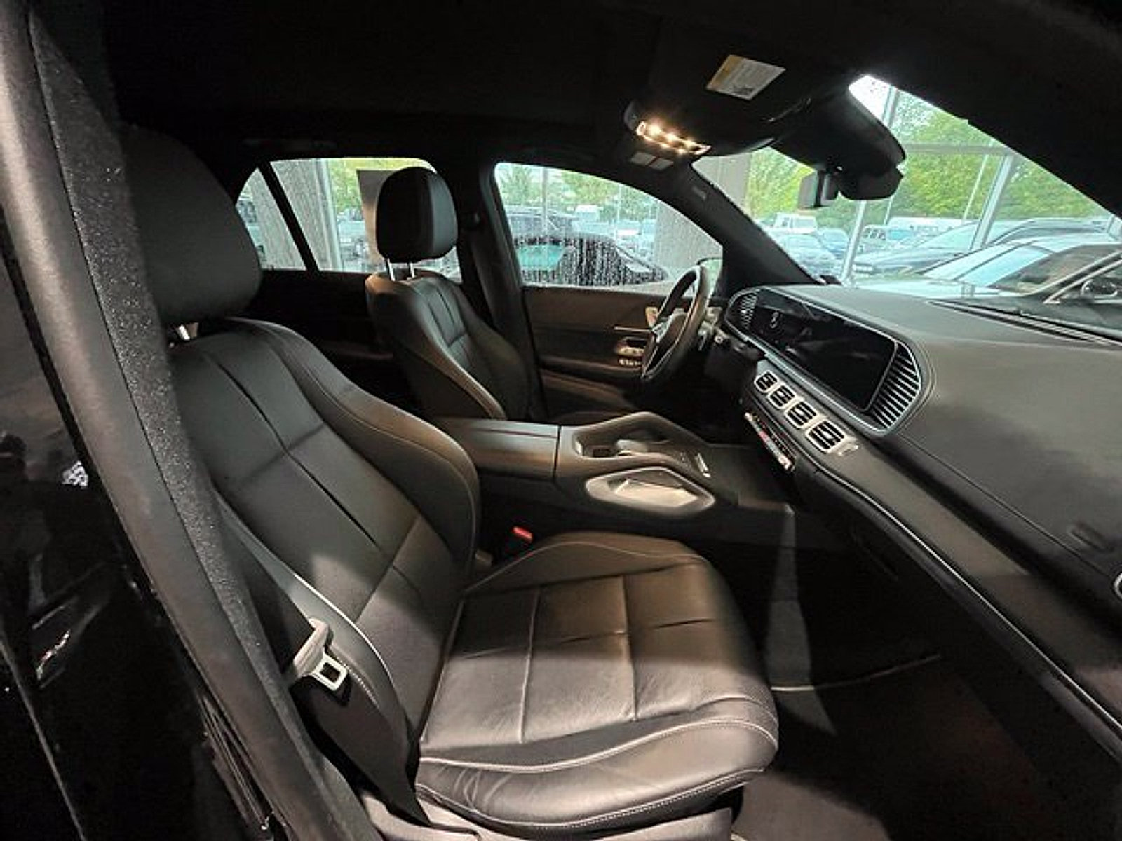Used 2024 Mercedes-Benz GLE 450 4MATIC image 11
