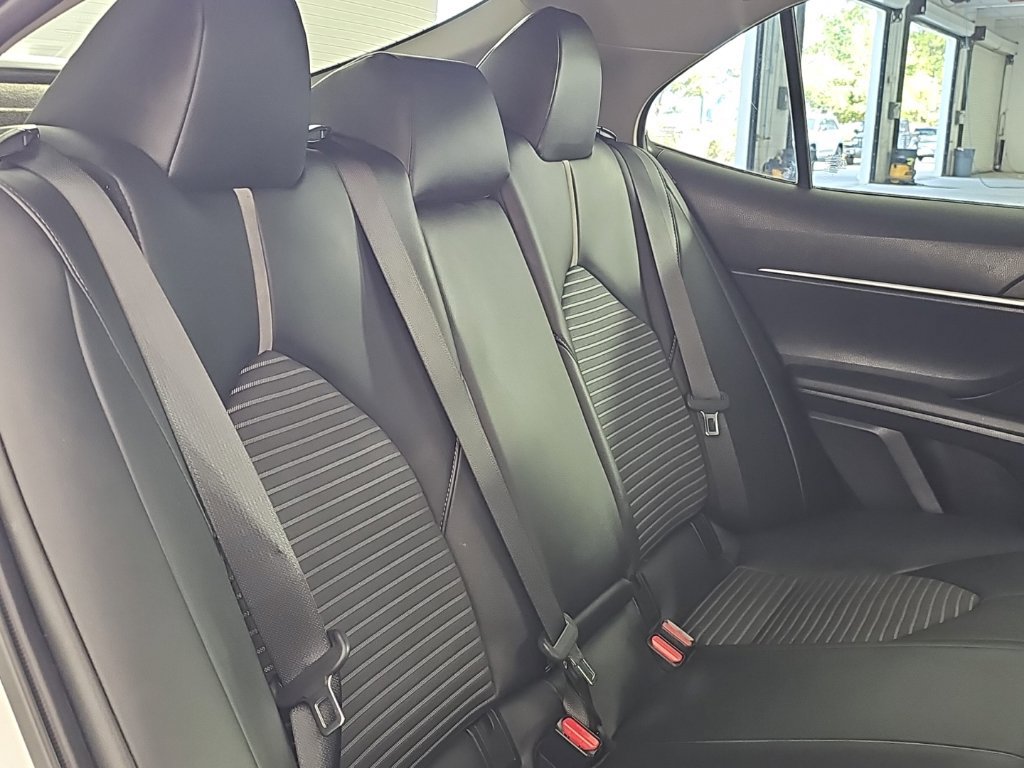 Used 2023 Toyota Camry SE FWD image 25