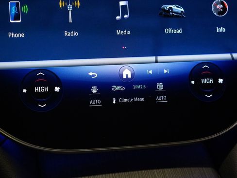 Used 2026 Mercedes-Benz EQS 550 4MATIC SUV image 28