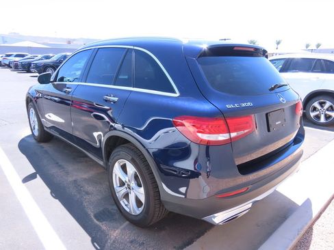 Used 2018 Mercedes-Benz GLC 300 image 4