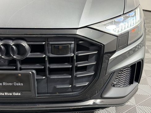 Used 2022 Audi Q8 Prestige AWD/4WD image 11