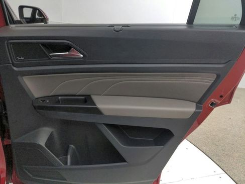 Used 2021 Volkswagen Atlas Cross Sport SEL Premium R-Line image 43