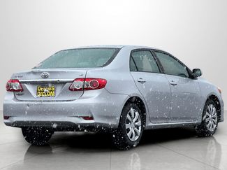 Used 2012 Toyota Corolla LE video 4