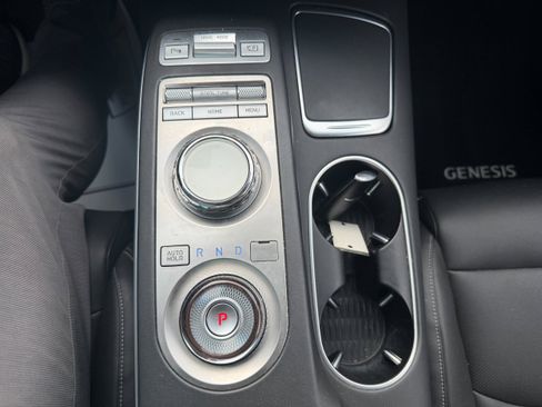 Used 2023 Genesis GV70 2.5T w/ Select Package image 20