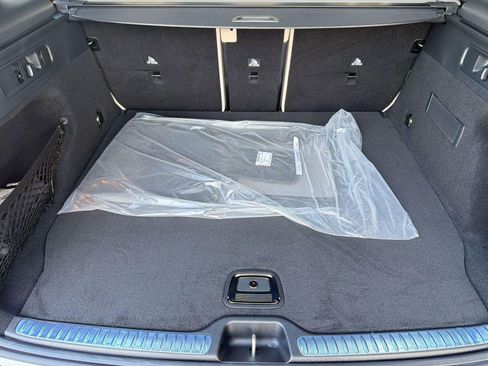 Used 2026 Mercedes-Benz GLC 300 image 32