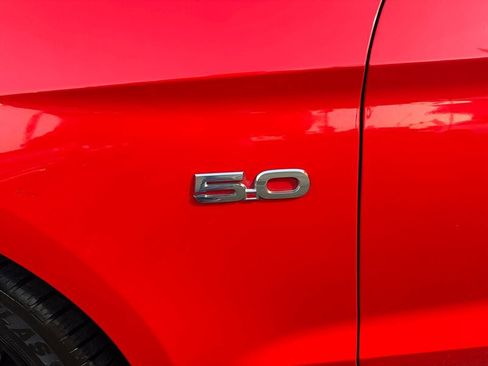 Used 2018 Ford Mustang GT Premium RWD image 6