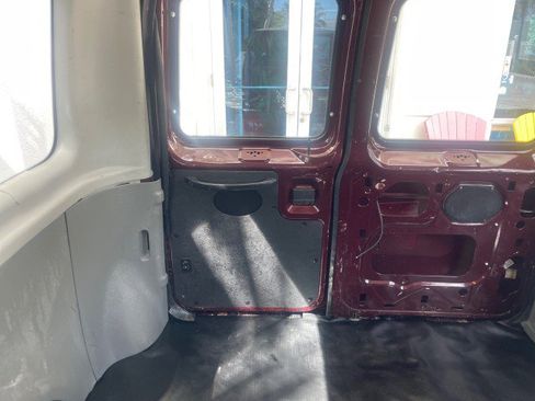 Used 2006 Ford E-150 and Econoline 150 Wagon image 78