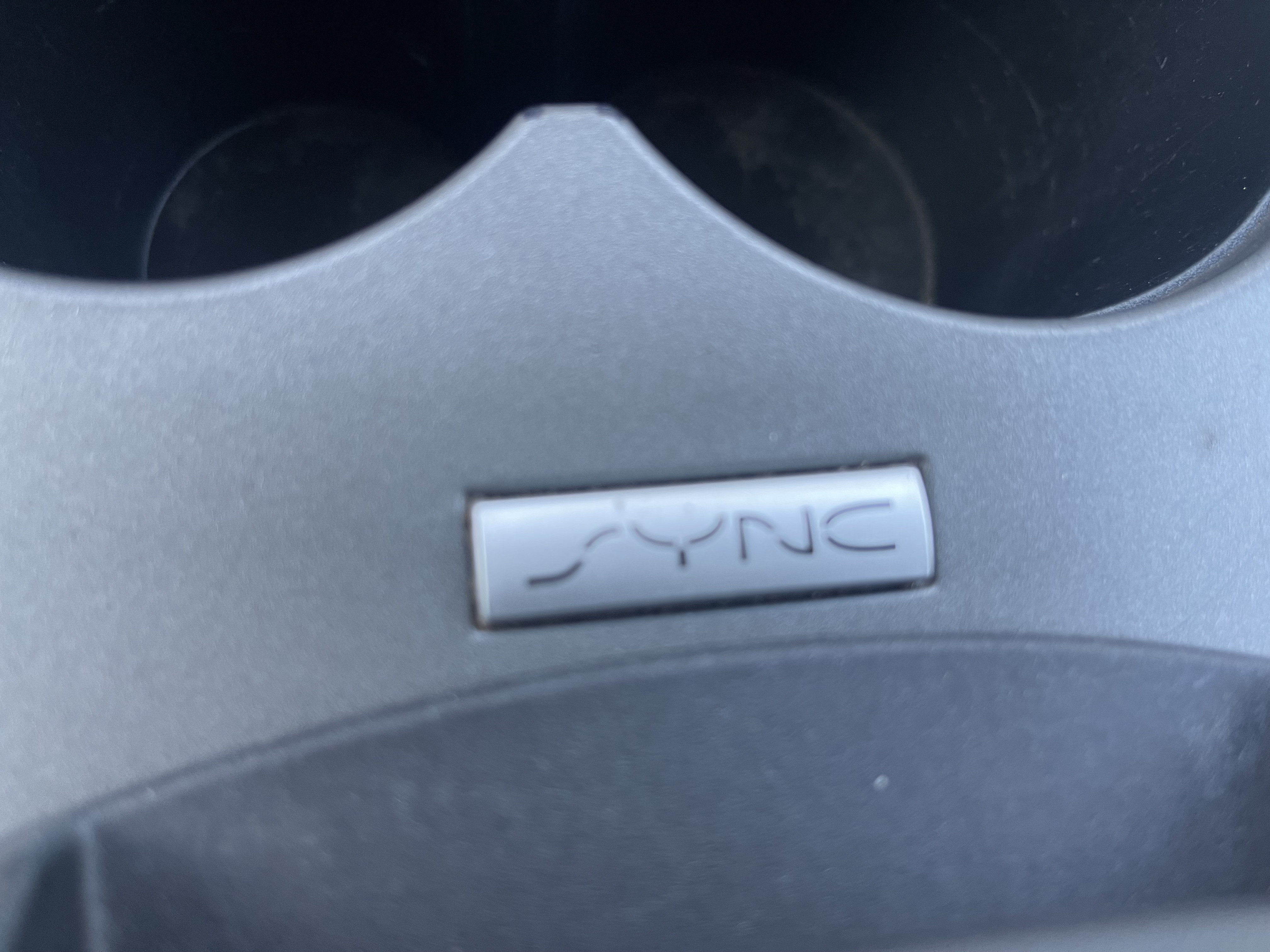Used 2015 Ford Taurus SE FWD image 27