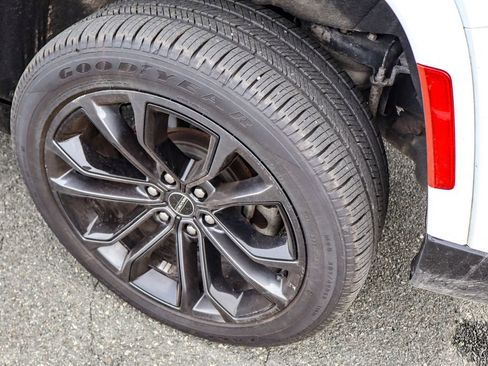 Used 2024 Jeep Grand Wagoneer L Series II w/ Quick Order Packagew 28T image 48