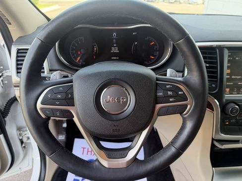 Used 2015 Jeep Grand Cherokee Limited AWD/4WD image 11