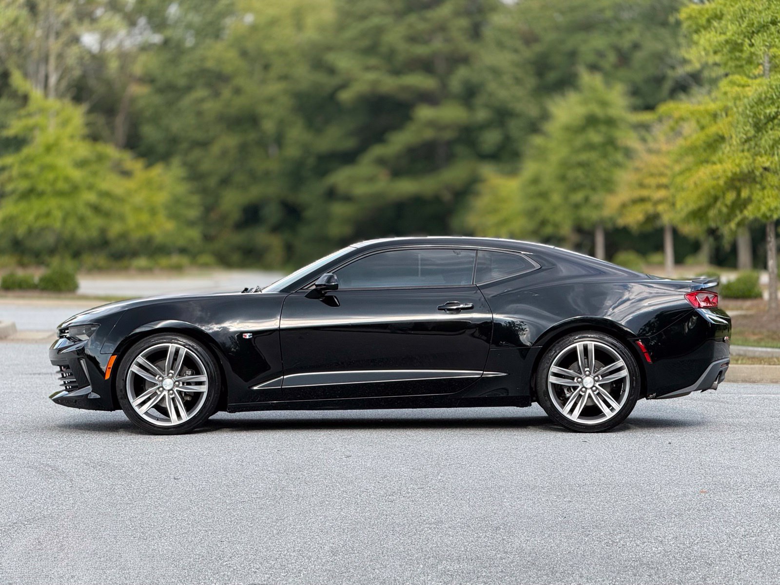 Used 2018 Chevrolet Camaro LT w/ RS Package RWD image 9
