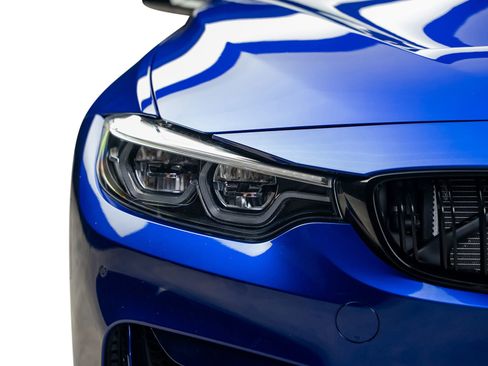 Used 2020 BMW M4 CS w/ Executive Package RWD image 9
