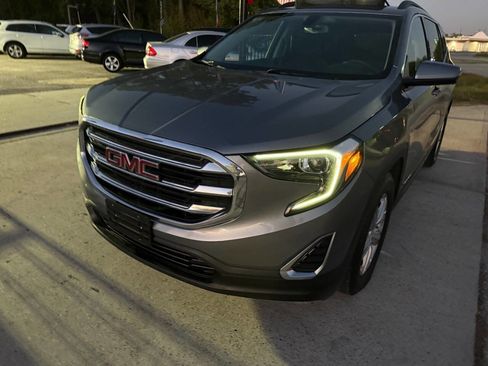 Used 2018 GMC Terrain SLE w/ Infotainment Package I image 14