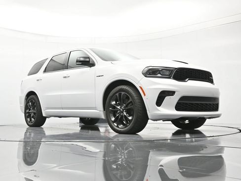 Used 2022 Dodge Durango R/T w/ Blacktop Package RWD image 39