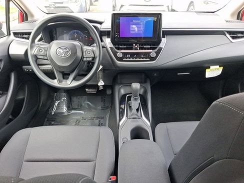 Used 2026 Toyota Corolla LE image 7