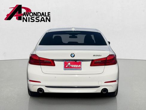 Used 2020 BMW 530i w/ Convenience Package RWD image 4